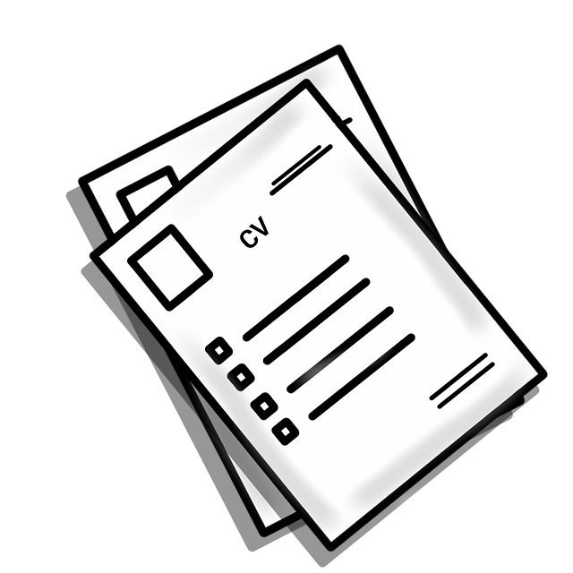 Feuilles de CV avec quatre rubriques